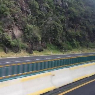 Tras sismo, se desprenden 190 losas de un puente en la México-Cuautla