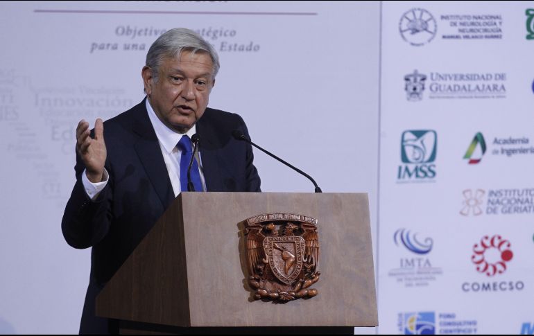 López Obrador reiteró que el próximo secretario de la Defensa Nacional “será un militar en activo del más alto rango, honesto y leal a la patria”. EFE/S. Gutiérrez