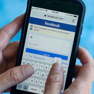 Facebook deshabilita app de investigación por posible mal uso datos
