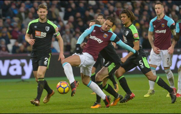 El tapatío busca ser titular para tratar de contribuir con Los Hammers a salir de los últimos lugares de la tabla general. ESPECIAL / whufc.com