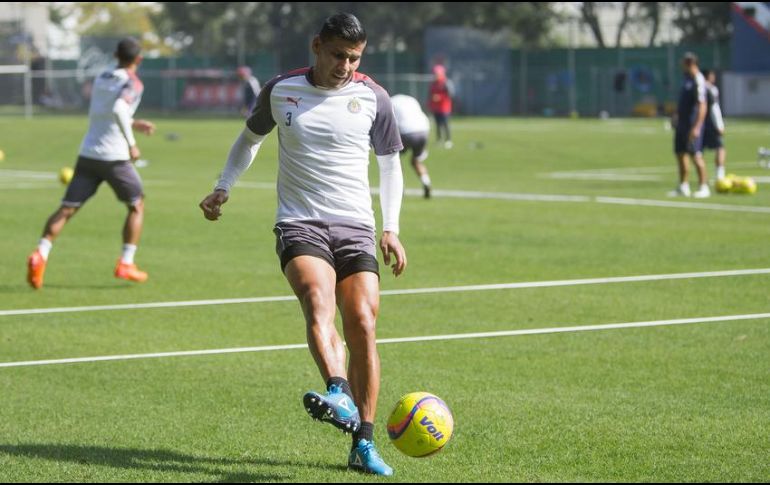Salcido no disputaría el partido de esta noche a causa de una lesión; en su lugar aparecería Mario de Luna. MEXSPORT/ARCHIVO