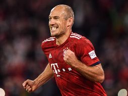 Robben celebra tras sellar la victoria del Bayern. EFE/ L. Barth-Tuttas