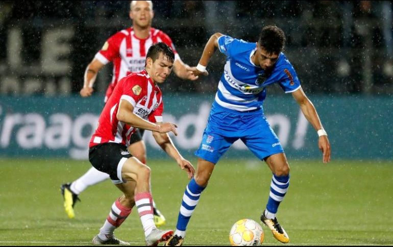 Por primera vez en las tres fechas del torneo, Lozano no anotó gol. TWITTER/@PSV