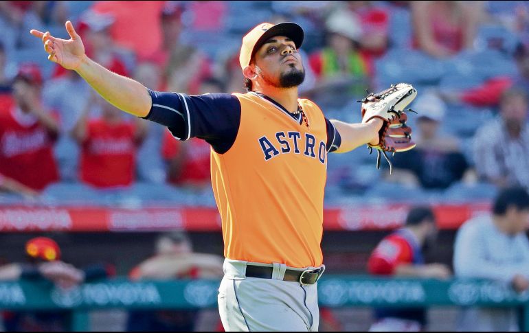 Está de regreso. Tras la suspensión de 75 partidos, Roberto Osuna retoma su nivel con los Astros de Houston. AP