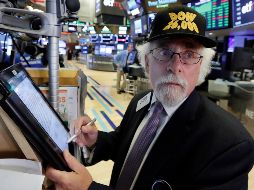 El Nasdaq cruzó el umbral casi al mismo tiempo que el Dow Jones llegara a la línea de los 26 mil puntos por primera vez desde febrero. AP / R. Drew