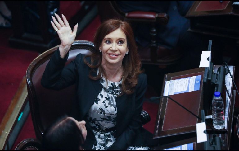 El abogado de la ex presidenta de Argentina asegura que un juez le impidió participar en uno de los allanamientos, lo que es ilegal. EFE / ARCHIVO