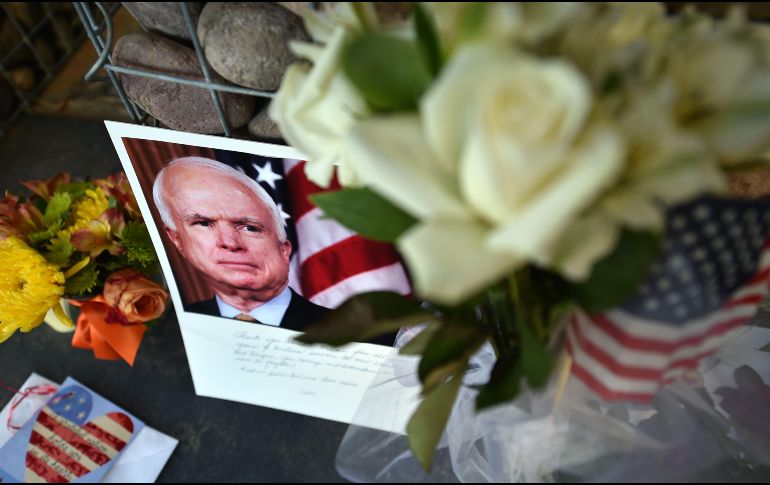 McCain, que perdió las elecciones a la presidencia en 2008, dijo en 2016 que no votaría por Trump, y criticó regularmente las acciones del ahora mandatario de EU. AFP / R. Beck