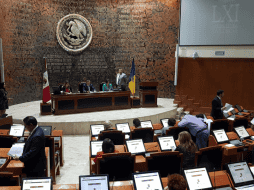 El tema de las notarías siempre ha sido polémico en el Estado, pues en algunas ocasiones se han entregado a hijos de políticos emanados de diferentes partidos. TWITTER / @LegislativoJal