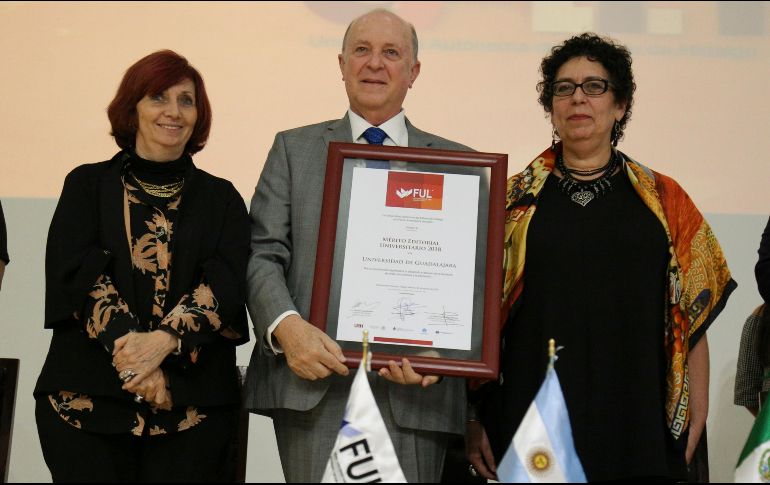 Marisol Schulz Manaut, Miguel Ángel Navarro Navarro y Sayri Karp Mitastein recibieron el reconocimiento. ESPECIAL