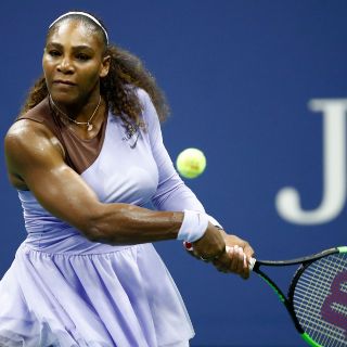 Serena se luce y se cita con Venus en tercera ronda del US Open