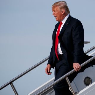 Insuficiente, oferta de la UE sobre aranceles a vehículos: Trump