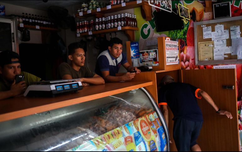 El presidente Nicolás Maduro fija los precios para 25 productos alimenticios. EFE/C. Hernández