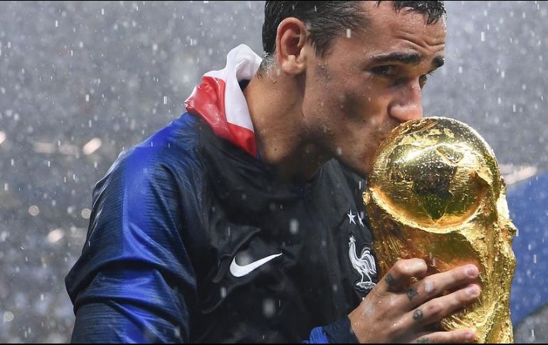 El papel que Griezmann ha ejercido el último año en su club le ha llevado a obtener el galardón después de coronarse campeón del mundo en Rusia. AFP / ARCHIVO