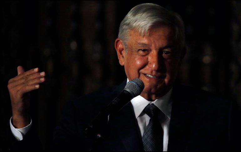 AMLO dijo que la prudencia ha logrado que Estados Unidos trate con moderación a México en la renegociación del Tratado de Libre Comercio con América del Norte. AP / ARCHIVO