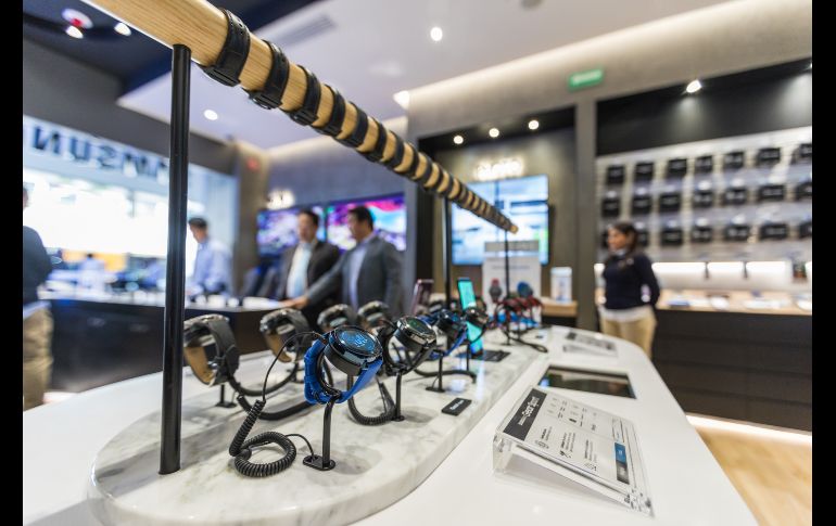 Para quienes quieren un ecosistema completo de equipos conectados, Samsung ofrece diversas opciones de wearables con funciones y capacidades para todo tipo de actividad. ESPECIAL/ Samsung