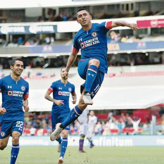 La Máquina de Caixinha arrolla sin problemas a los Tiburones Rojos