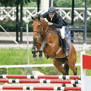 Juan Ángel Hernández: triunfa en la hípica