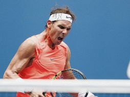Rafael Nadal no claudica en su objetivo de llevarse el último Grand Slam del año. EFE / J. Lane