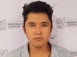 El sospechoso presuntamente iba manejando uno de los vehículos robados. ESPECIAL