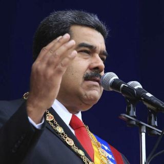 Maduro comienza plan de ahorro en oro venezolano 
