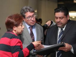 Monreal dijo que como próximo presidente de la Junta de Coordinación Política, renunció a utilizar esos autos y precisó que usará su vehículo personal. ESPECIAL / comunicacion.senado.gob.mx