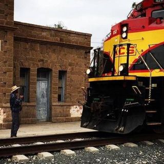 Tren arrolla a dos mujeres en San Luis Potosí