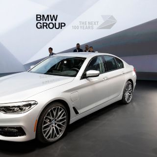 Venta de autos de lujo ‘acelera’ a un nivel histórico