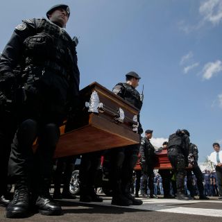 Despiden a policías zapopanos asesinados el pasado lunes