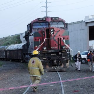 Se descarrila tren con combustible en Puebla