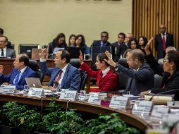 Molina dijo que de esta forma trabajarán en un nuevo dictamen de declaratoria, integrando los alegatos de los partidos que pondrán a disposición del Consejo General del INE, mismo que tendrá la última palabra. SUN/ ARCHIVO