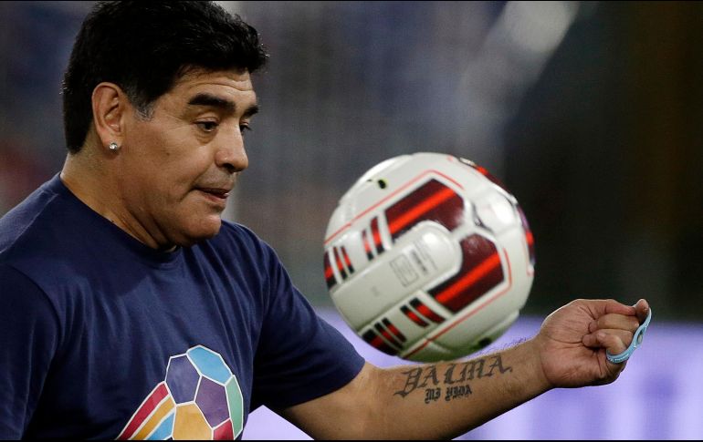 Maradona se aventura en la División de Ascenso del futbol mexicano con el Gran Pez, que vive una crisis de resultados. AP/Archivo