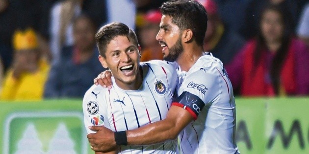 Chivas busca goleador