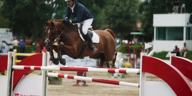 Rodrigo G&oacute;mez se queda con la Copa H&iacute;pica Nacional