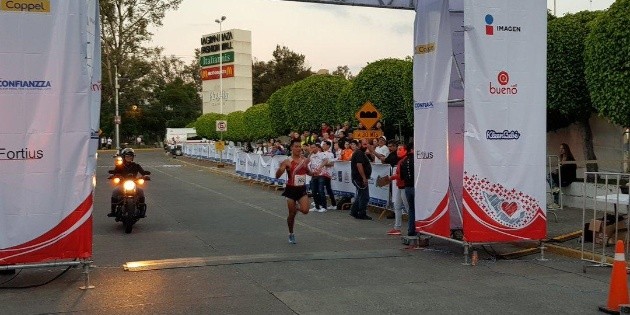 Carrera ''Todo M&eacute;xico Salvando Vidas'' de la Cruz Roja, un &eacute;xito