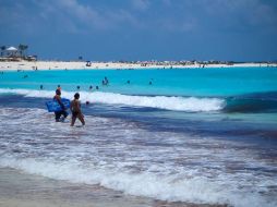 En tanto, el número de turistas extranjeros que visitó el país fue de tres millones 643 mil personas en julio, una caída de 69 millones frente a la cifra del año pasado. NTX / ARCHIVO