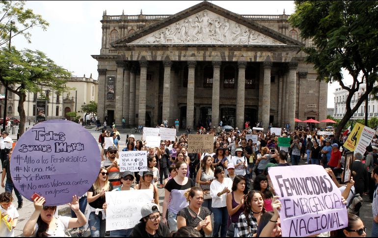De acuerdo con datos de la investigadora especializada en temas de género del Centro Universitario de la Ciénega (CUCiénega), de la Universidad de Guadalajara (UdeG), la doctora María Guadalupe Ramos Ponce, en 2017 se contabilizaron 112 feminicidios en el estado.