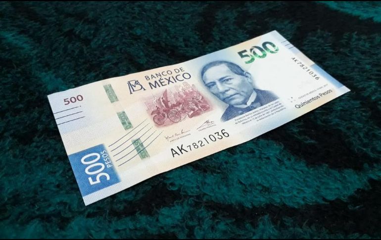 La barquense sumará este billete a su colección, donde se encuentra uno de 100 pesos conmemorativo del inicio de la Revolución Mexicana.  ESPECIAL