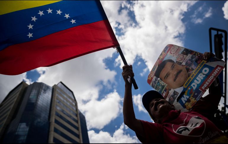 El general Vladimir Padrino pidió facilitar la repatriación de ciudadanos venezolanos, parte de un programa del presidente Nicolás Maduro que ha llevado de vuelta a casi cuatro mil migrantes. EFE/M. Gutiérrez