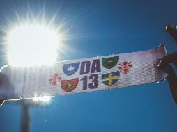 La banda conmemorativa porta la leyenda 