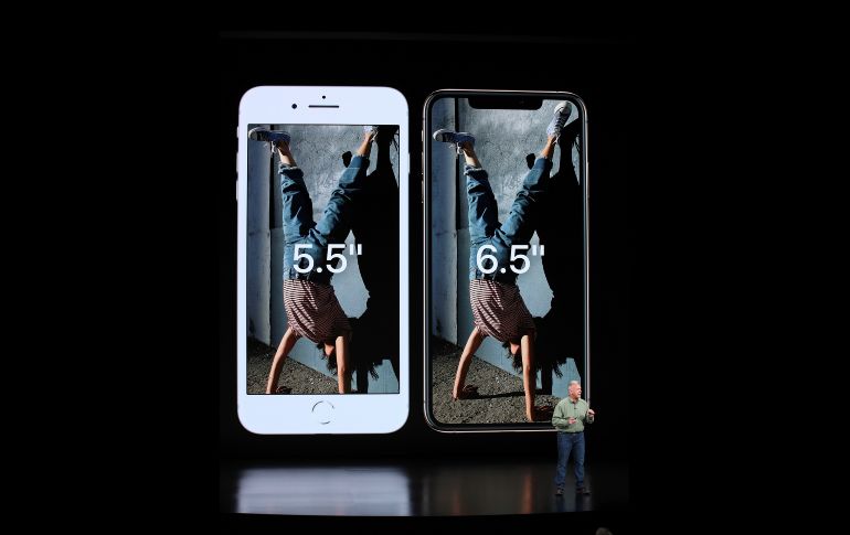 Para el Xs, el tamaño de pantalla es de 5.8 pulgadas (14.7 cm) y el modelo Max, de 6.5 pulgadas (16.5 cm). Este nuevo iPhone es capaz de realizar cinco billones de operaciones por segundo. AFP/J. Sullivan