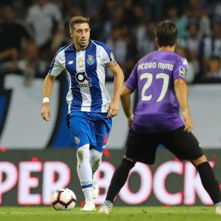 Rumoran acercamiento del Real Madrid con Héctor Herrera