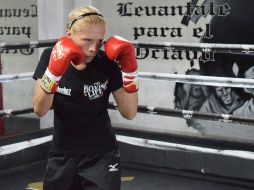 De imponerse a Fujioka, Sánchez se agenciaría su segundo título mundial del 2017 a la fecha. TWITTER / @comudegdl