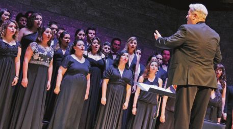 Fundado en julio de 2002, el grupo coral municipal de Zapopan está bajo la batuta del maestro Timothy G. Ruff Welch. CORTESÍA