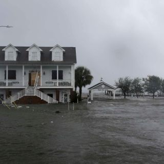 Trump aprueba ayuda para Carolina del Norte tras ''Florence''