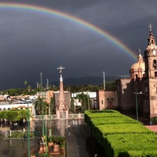 Tras la tormenta, captan increíble arcoíris en Ocotlán