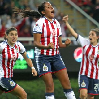 Chivas golea a León en Liga MX Femenil