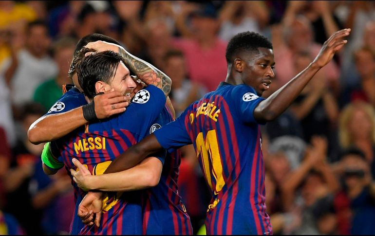 Messi celebra uno de sus tantos marcados en el partido de la primera jornada de la Liga de Campeones. AFP / L. Gene
