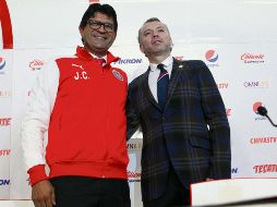 José Luis Higuera ha seguido de cerca la labor más allá de lo futbolístico que José Saturnino Cardozo ha hecho con el plantel del Guadalajara. MEXSPORT