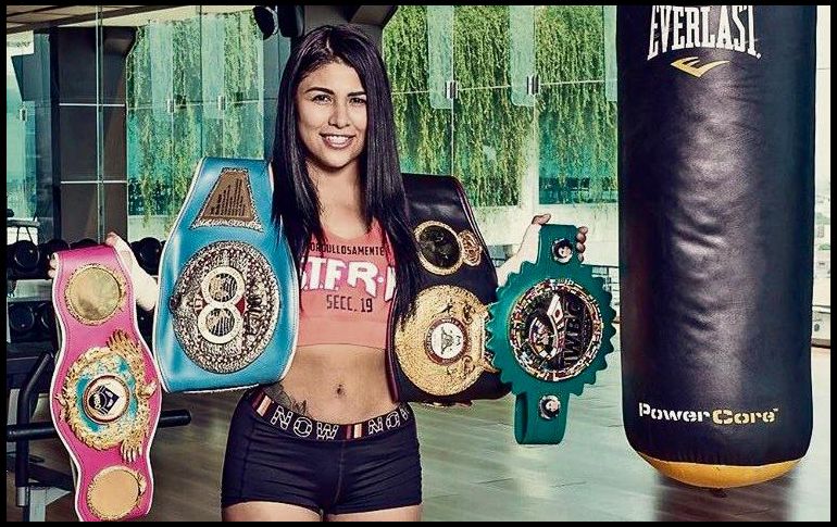 Monarca. Arely Muciño ostenta cuatro títulos mundiales en peso mosca. ESPECIAL /