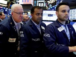 El NYSE Composite sube 31.22 puntos (0.24 por ciento) al colocarse en 13 mil 123.20 unidades. AP / ARCHIVO